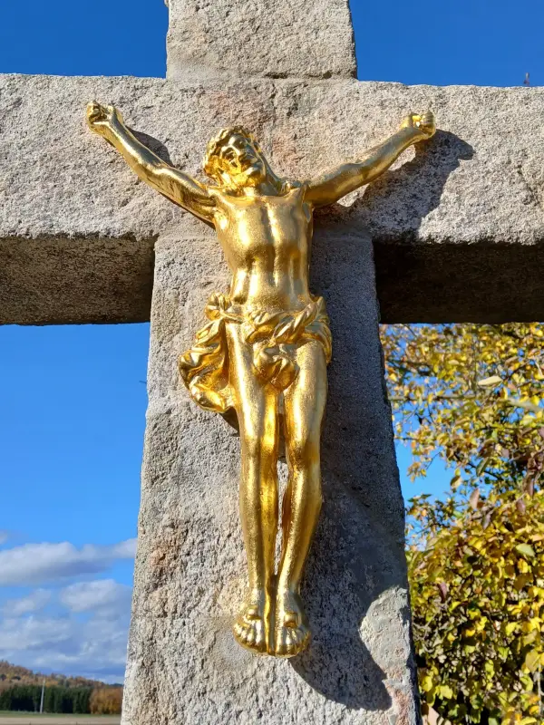 ZLATÝ JEŽÍŠ KRISTUS