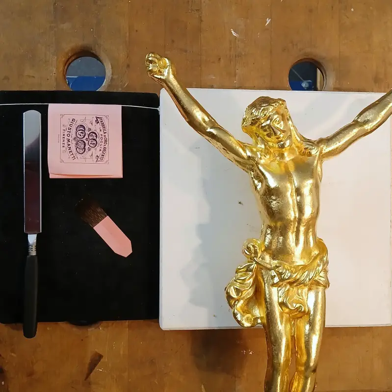 ZLATÝ JEŽÍŠ KRISTUS