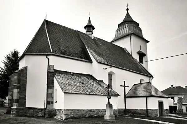 RESTAUROVÁNÍ DLAŽBY