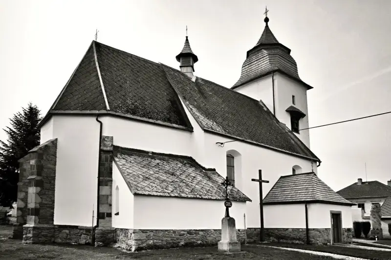 RESTAUROVÁNÍ DLAŽBY